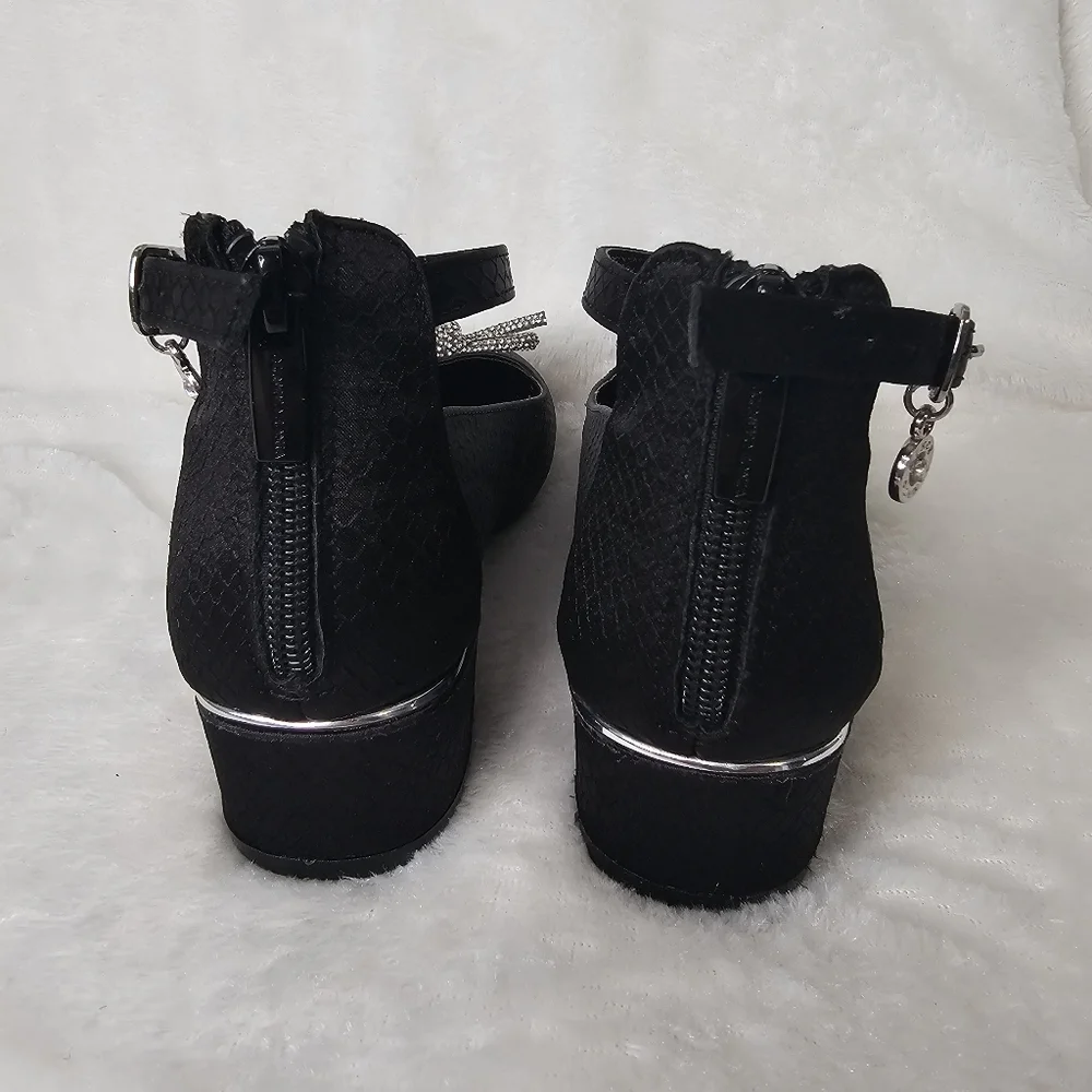 Vince Camuto Black Dress Shoe Girls Youth Size 2‎ Ankle Strap Silver Bows Heel